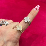 Clover Ring