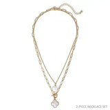 Gold Chain With Pearl Clover