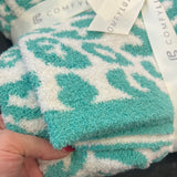 Teal Deluxe Leopard Blanket