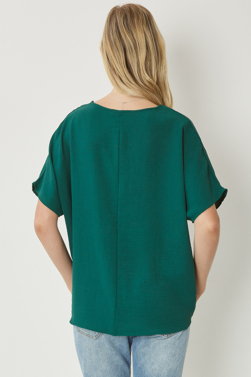 HUNTER V NECK