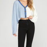 COLOR BLOCKED SWEATER